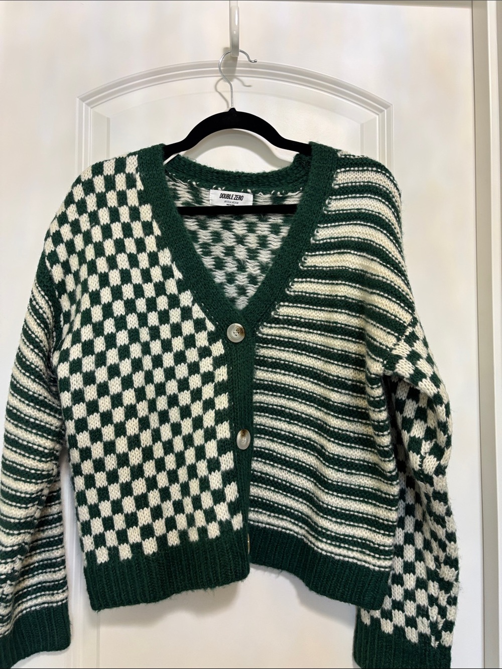 Double Zero Green & Cream Mixed-Pattern V-Neck Cardigan
